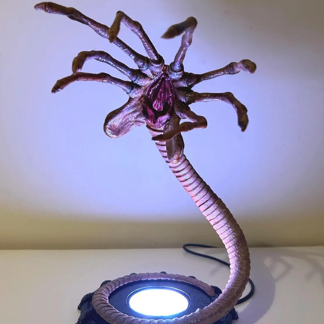 Neon Sign Party - Alien Facehugger Lampe Nachtlicht, Blinkende Halloween-Kürbis-Dekoration